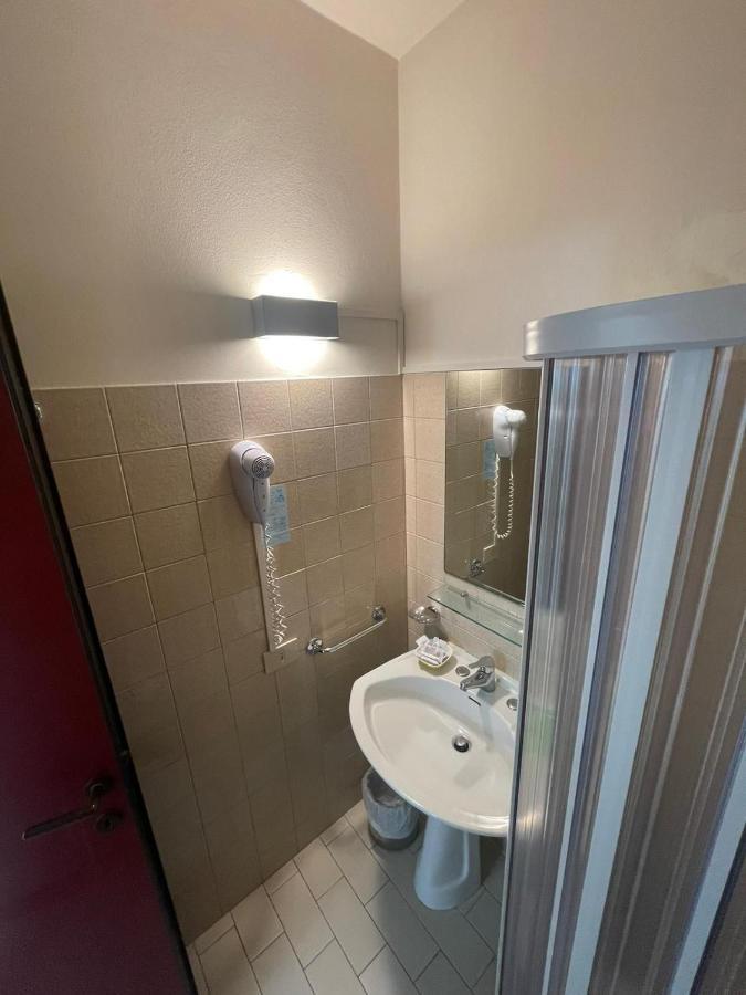 Hotel Metropol Pesaro Eksteriør bilde