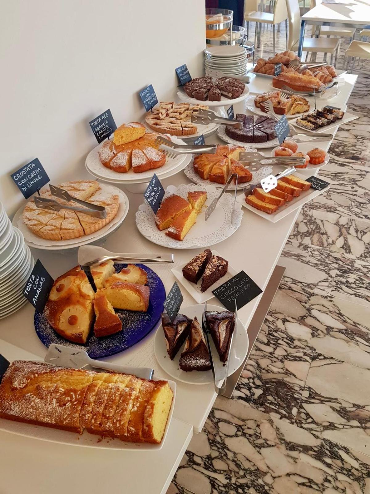 Hotel Metropol Pesaro Eksteriør bilde